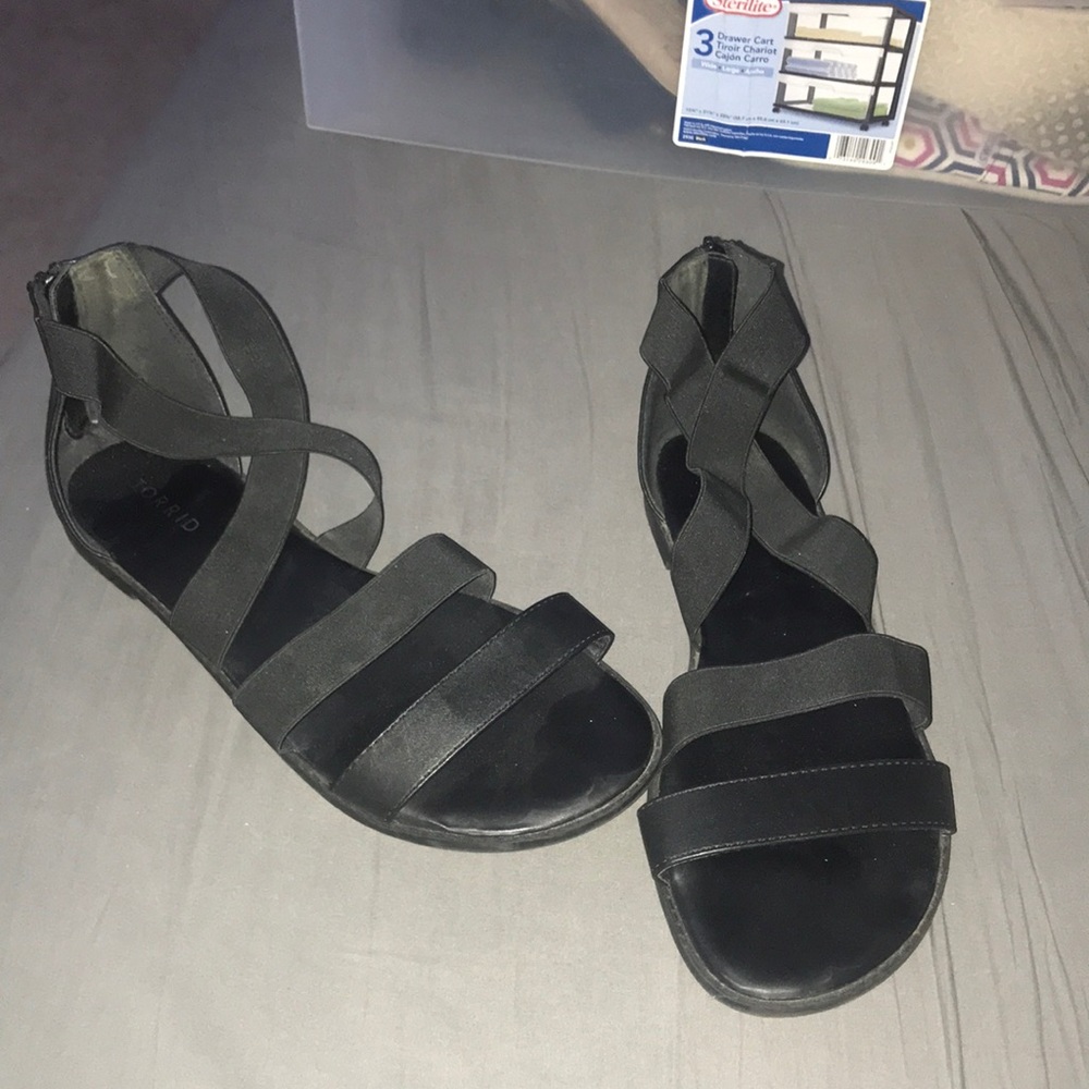 Black stretchy Sandals
